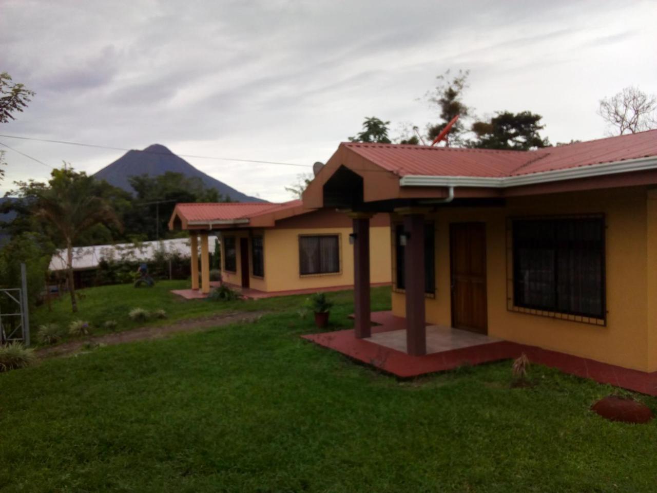 Palma  Casas De Campo Las Pavitas Cottages "Red Frog" מראה חיצוני תמונה